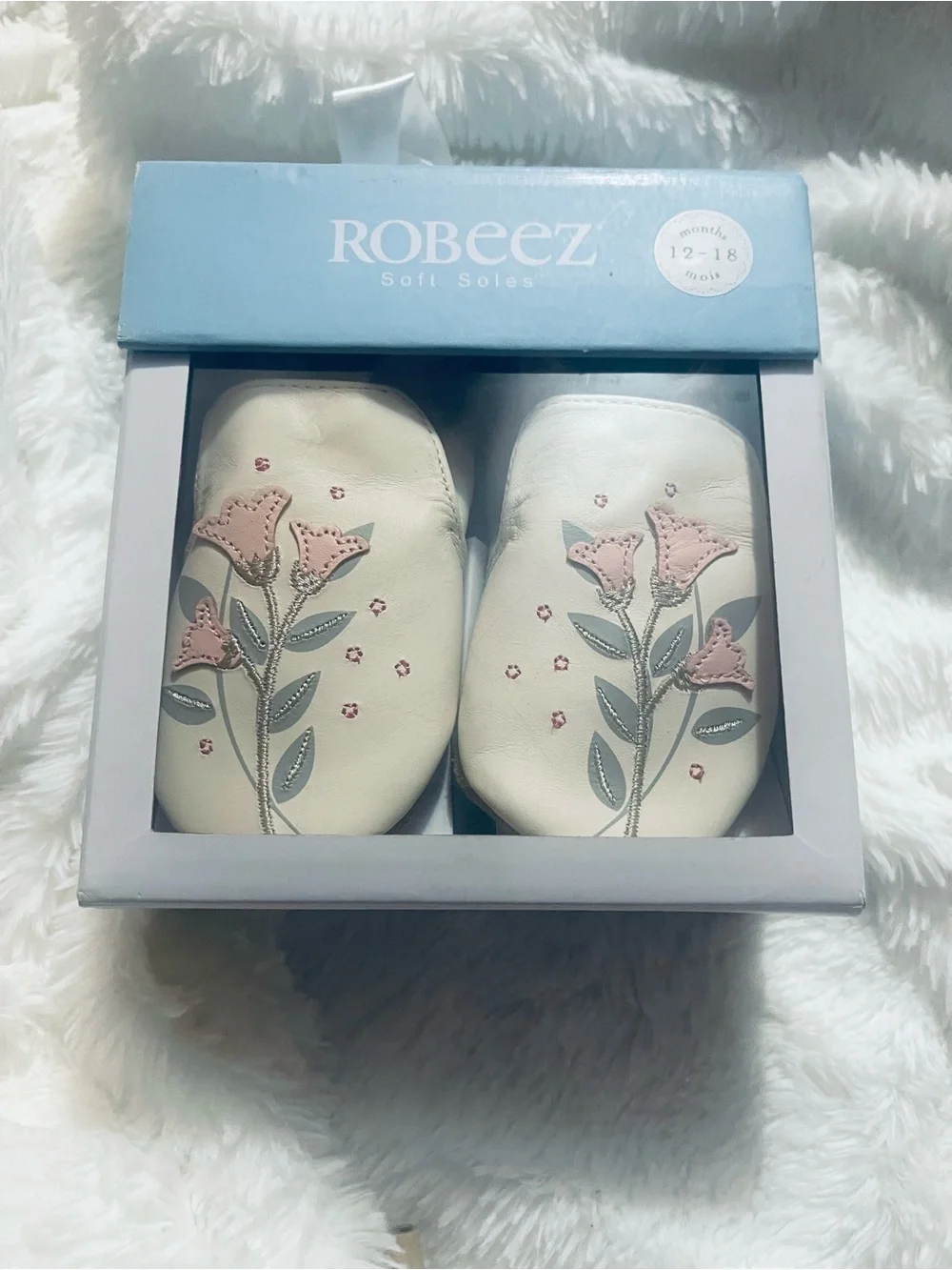 Robeez Cream Leather Floral Appliqué Baby Slip-On Shoes